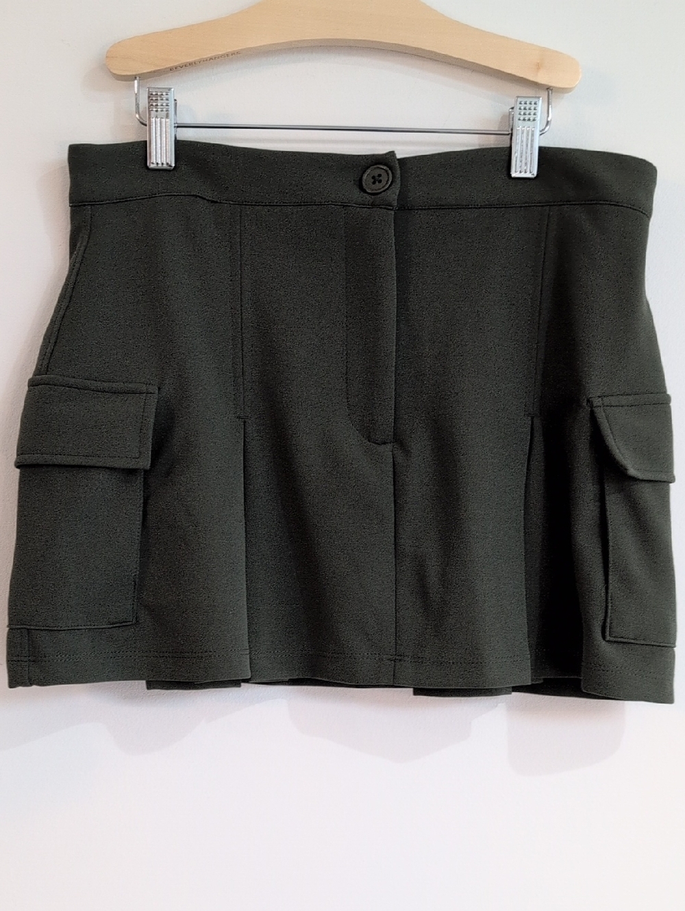 Olive Green Cargo Pocket Mini Skort Size M
